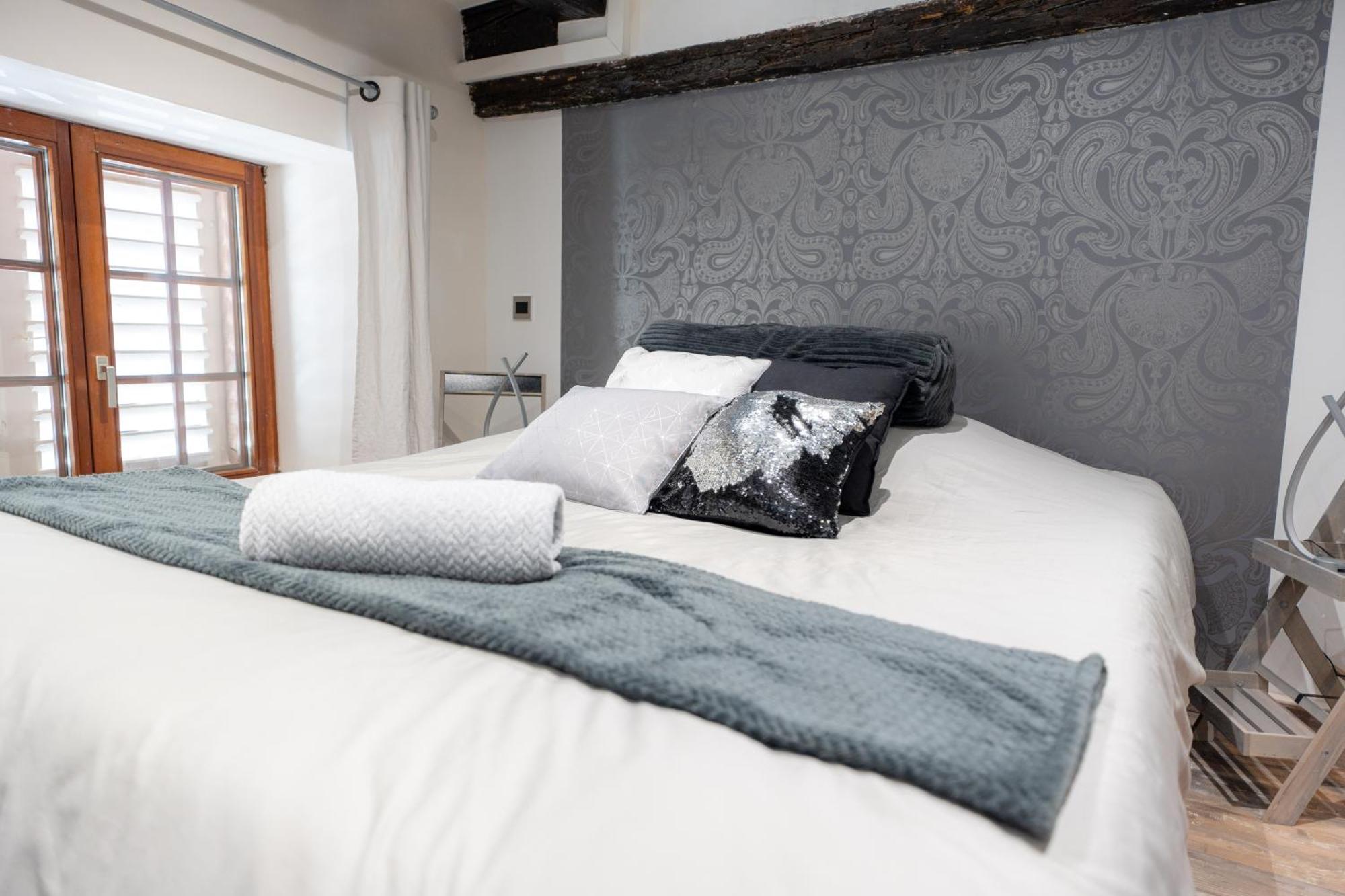 Appartement Des Chevaliers - Designed By C.M Selestat Luaran gambar