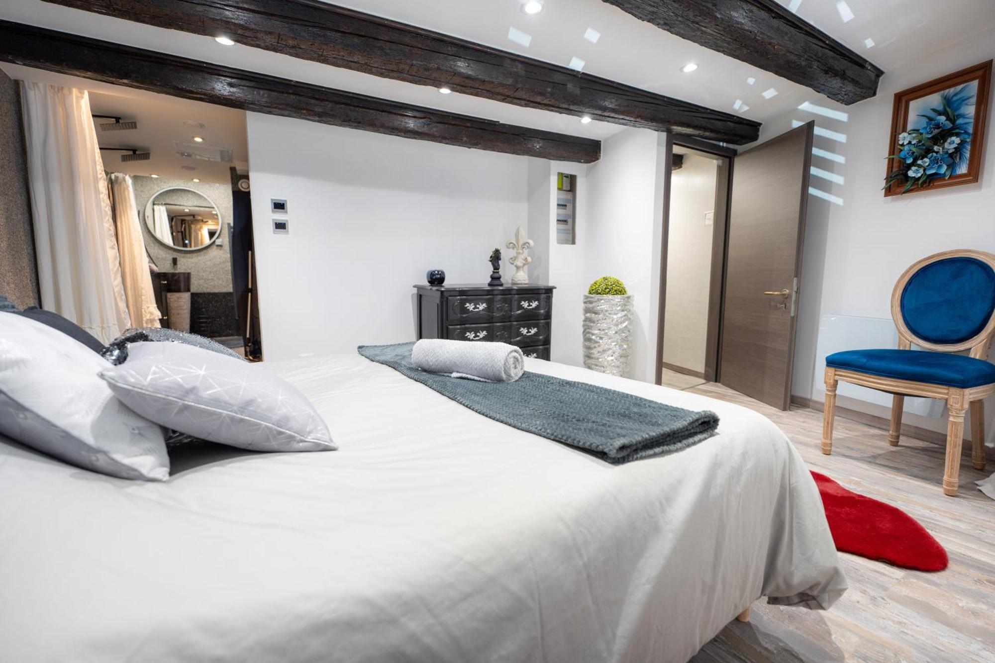 Appartement Des Chevaliers - Designed By C.M Selestat Luaran gambar